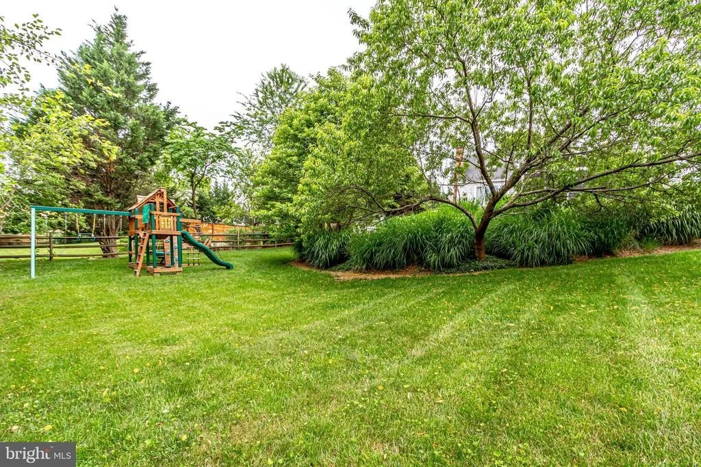 Photo of 1399 PARK LAKE DRIVE