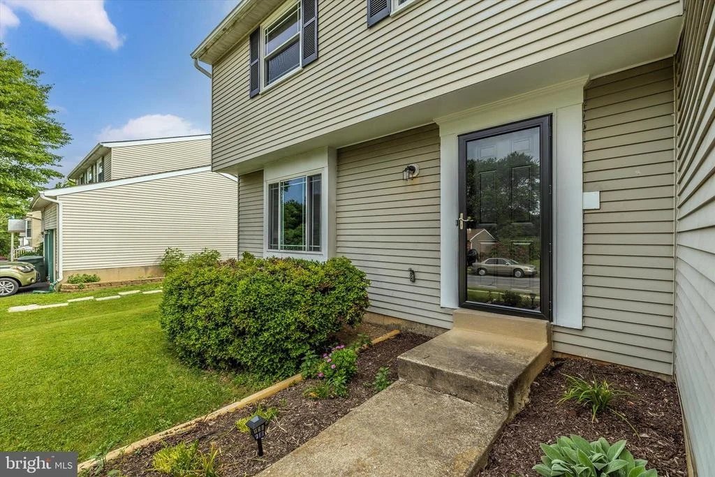 Photo of 1810 ROCKY GLEN DRIVE