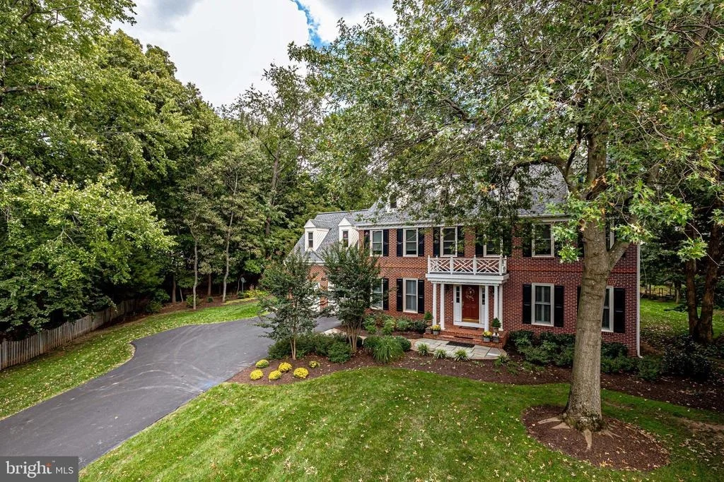 Photo of 12704 POND CREST LANE