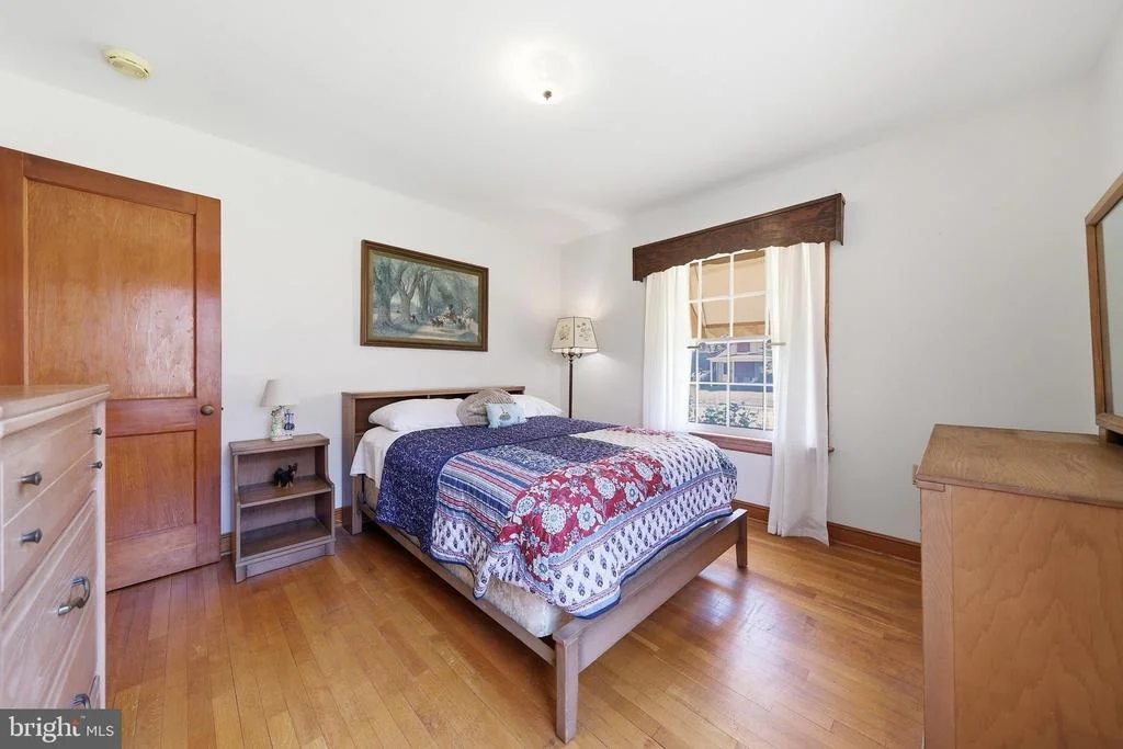 Photo of 19 NORVA AVENUE