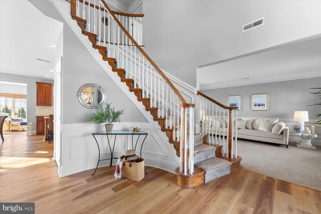 Photo of 37486 SEASIDE DRIVE