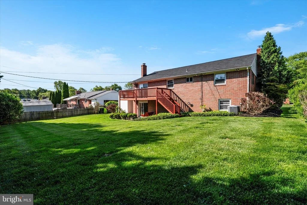 Photo of 716 FLINTLOCK DRIVE