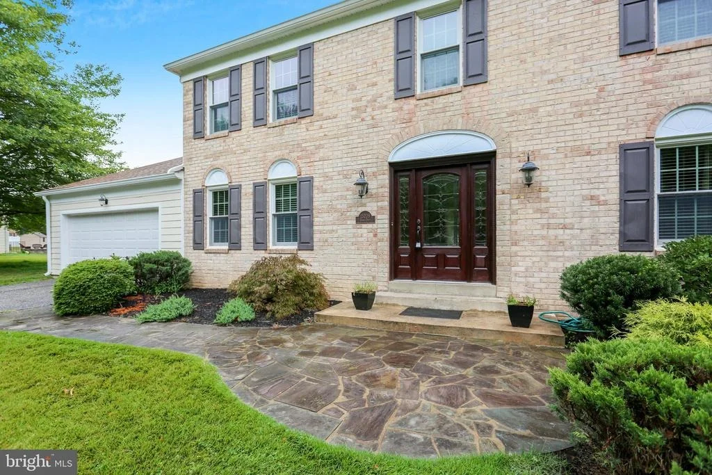Photo of 15209 DONNA DRIVE