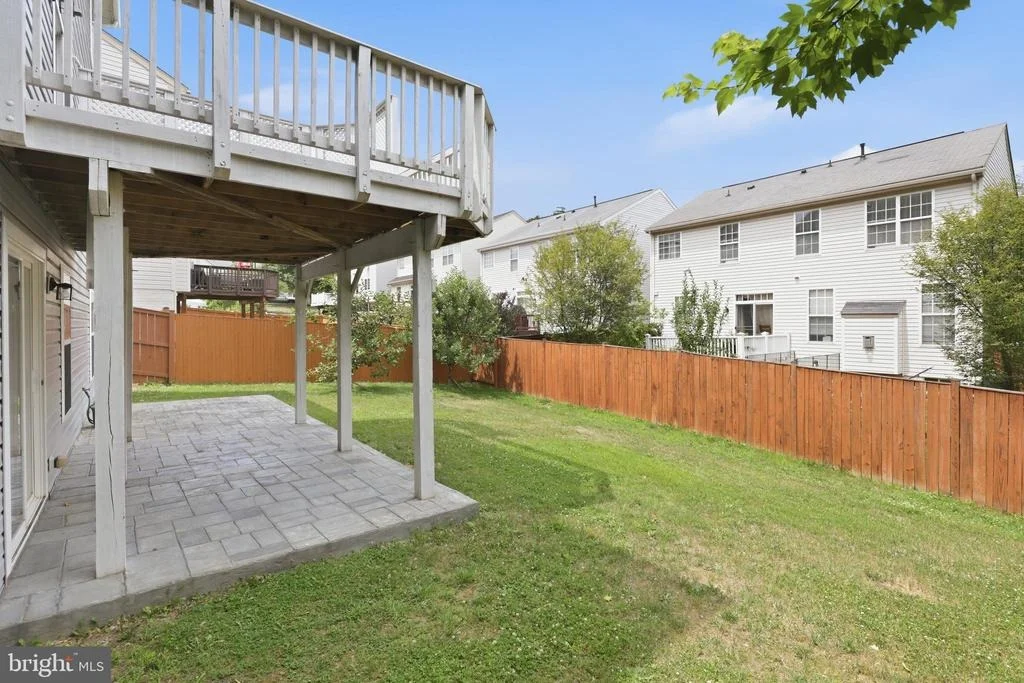 Photo of 17515 MINA LANE