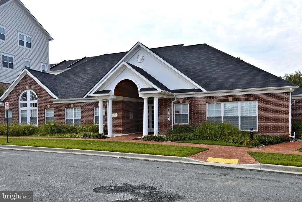 Photo of 19487 DOVER CLIFFS CIRCLE