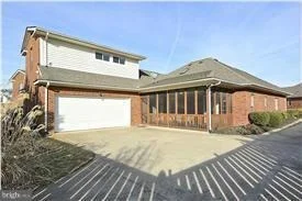 Photo of 230 CARRIAGE CHASE CIRCLE