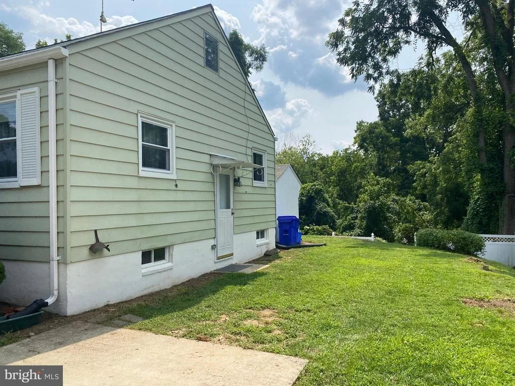 Photo of 4512 FURMAN ROAD
