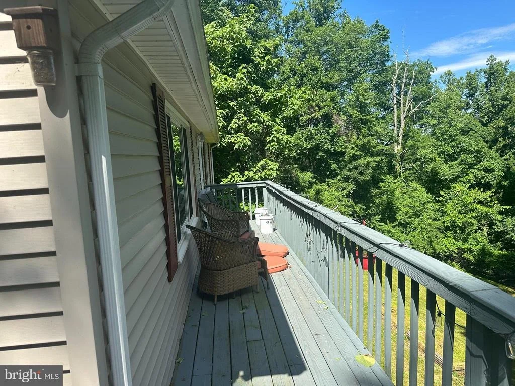 Photo of 440 BLUEBIRD WAY