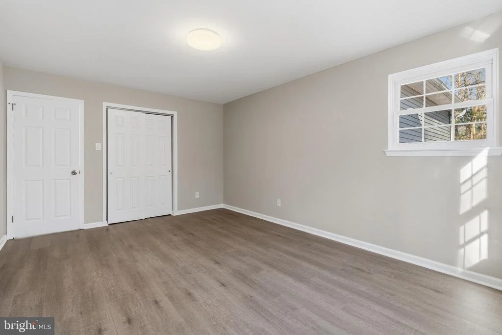 Photo of 221 OAK LANE