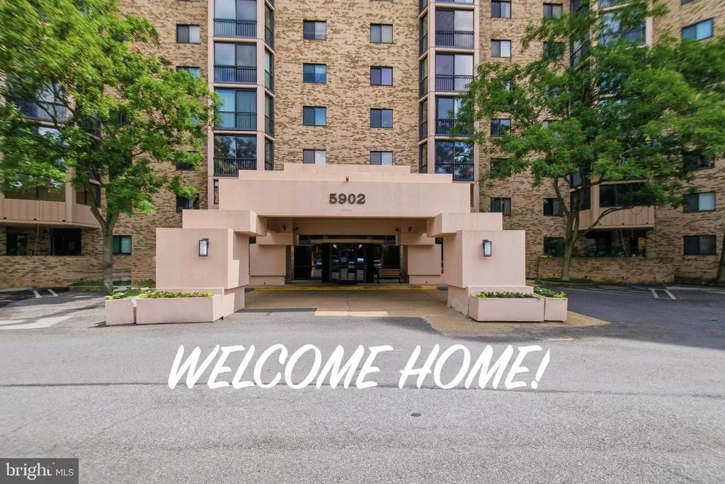 Photo of Unit 714 at 5902 MOUNT EAGLE DRIVE