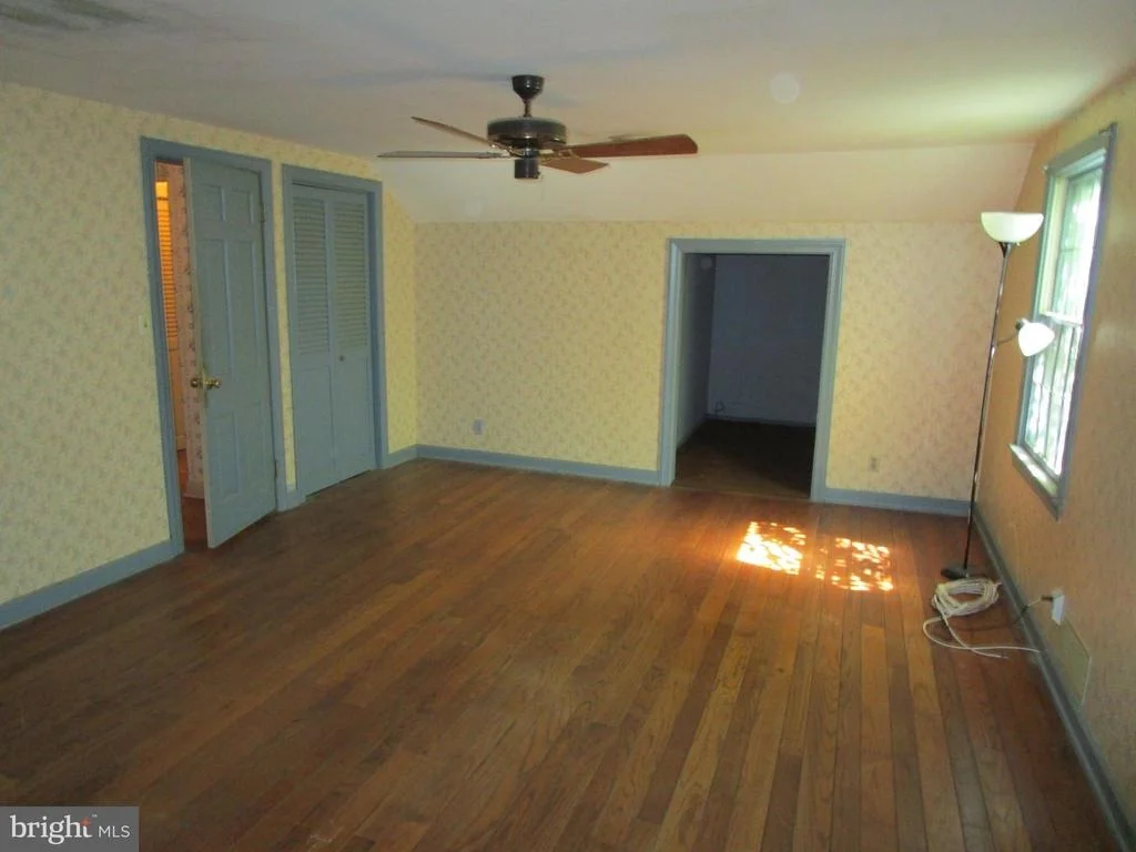 Photo of 40 W FAIRWAY CIRCLE