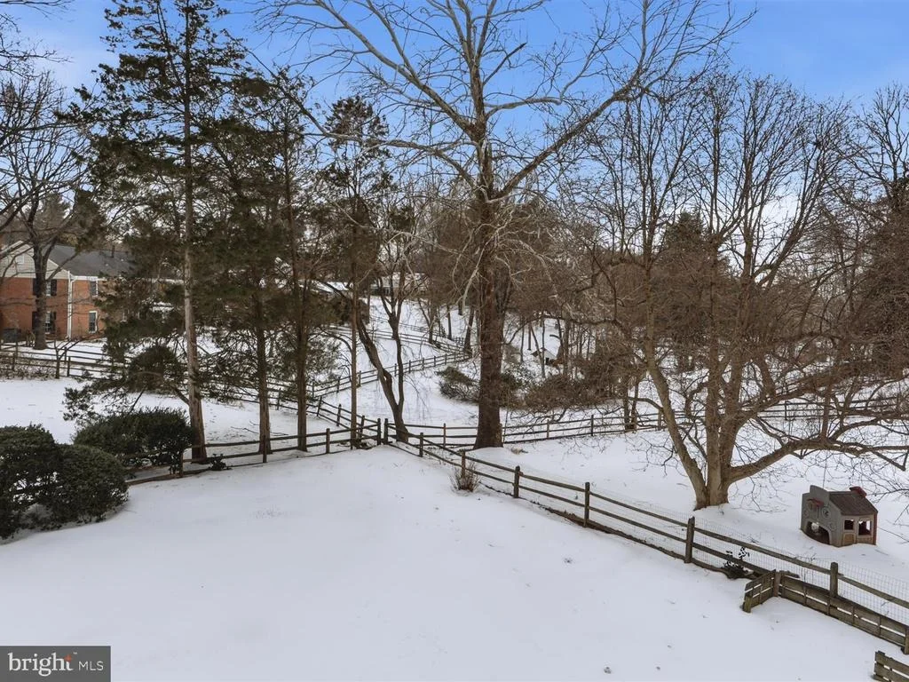 Photo of 8818 COLD SPRING ROAD