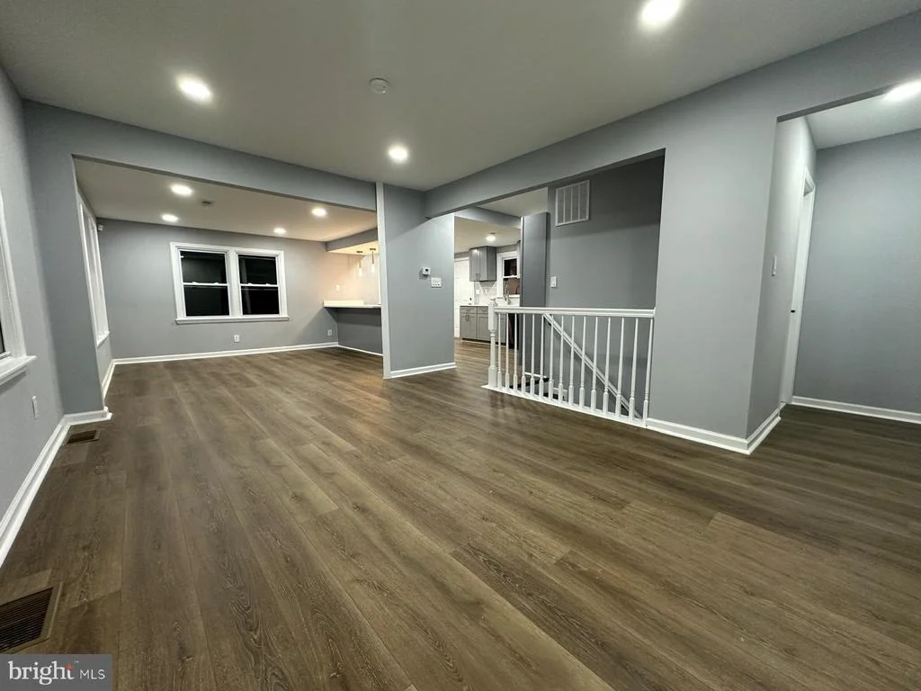 Photo of 4103 MAPLE