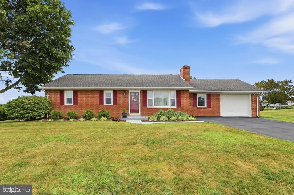 Photo of 16913 FAIRVIEW ROAD