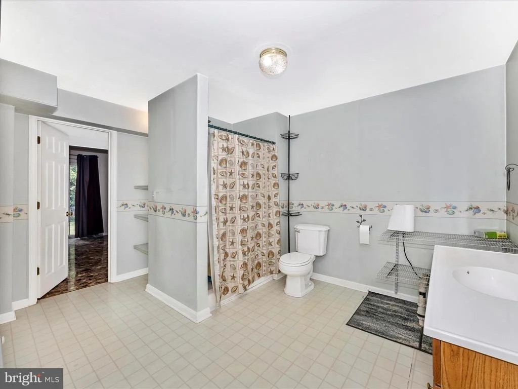 Photo of 17727 DAVIDSON DRIVE
