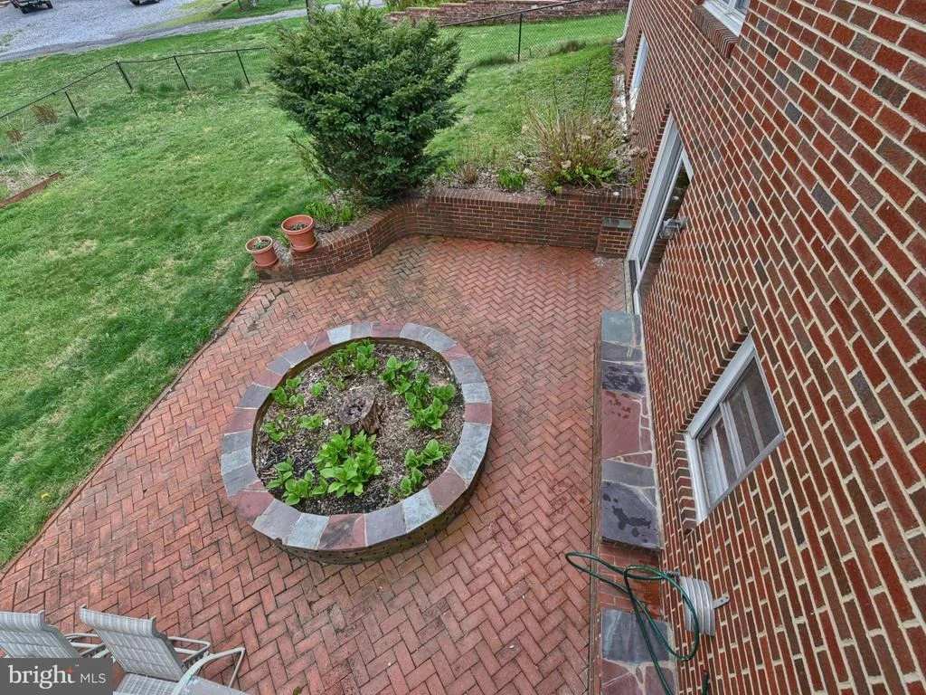 Photo of 6143 LONG BRANCH ROAD