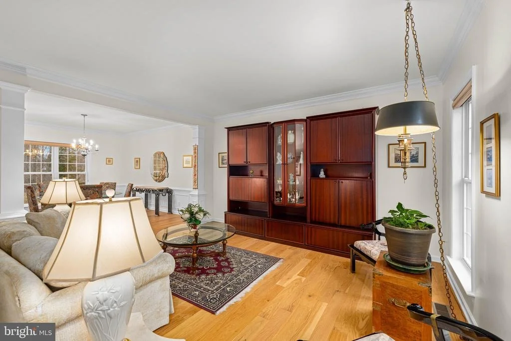 Photo of 8068 PAPER BIRCH DRIVE