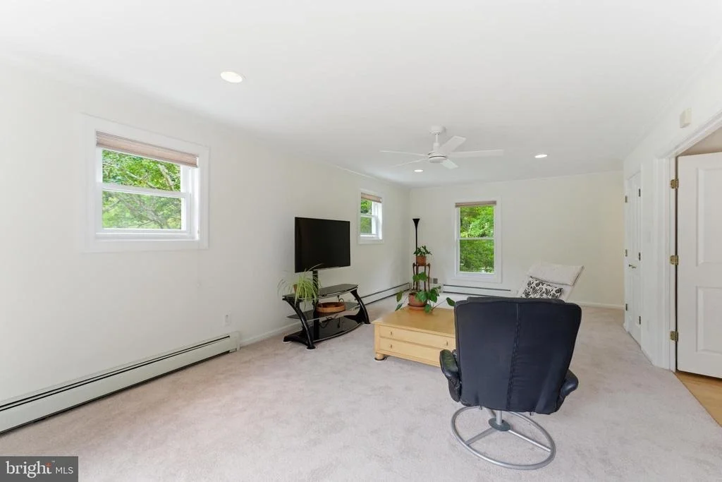 Photo of 2100 EDGEWATER PARKWAY