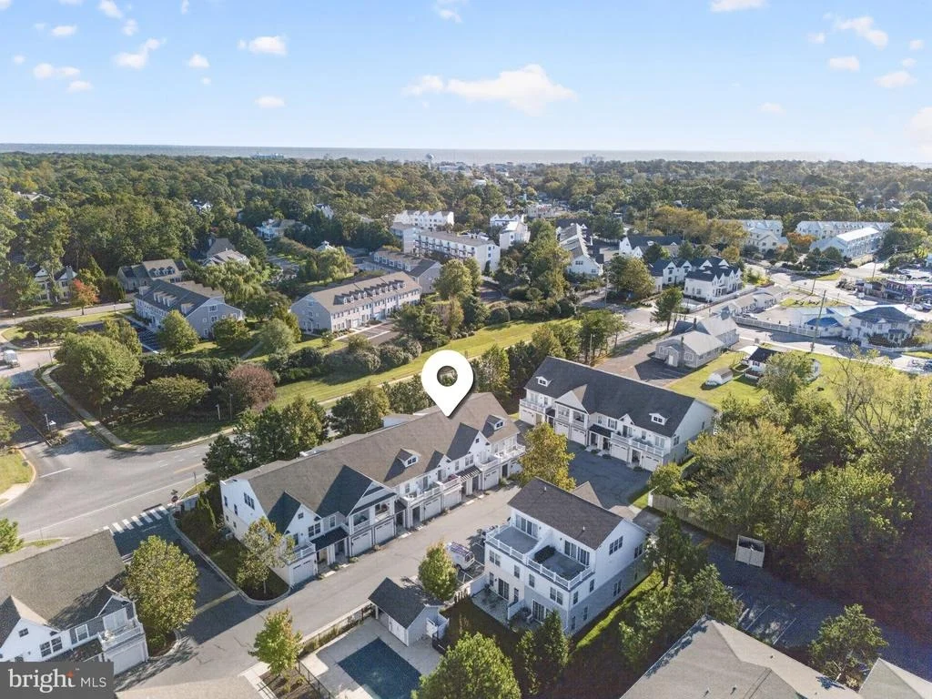 Photo of Unit D2 at 29104 STRIPER HARBOR