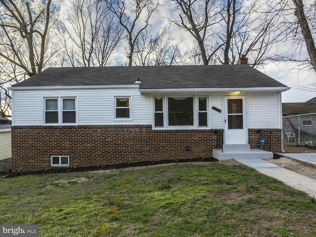 Photo of 4906 56TH PLACE