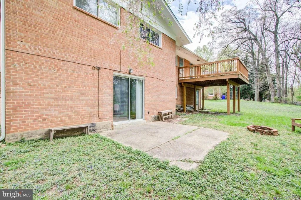 Photo of 10604 WOODSDALE DRIVE
