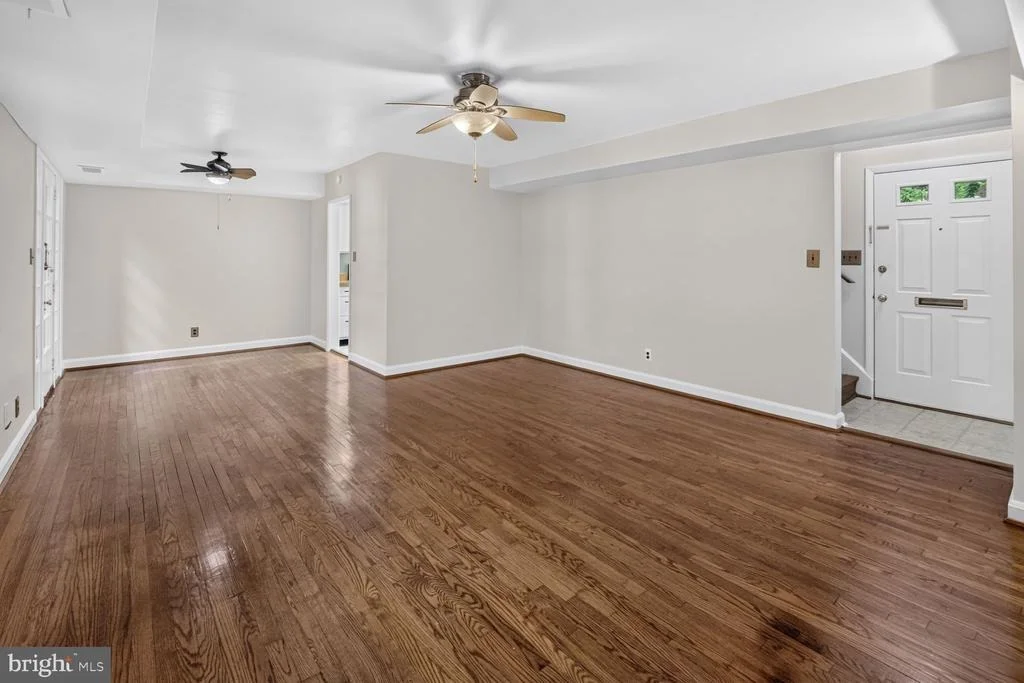 Photo of Unit 143 at 8640 GEREN ROAD