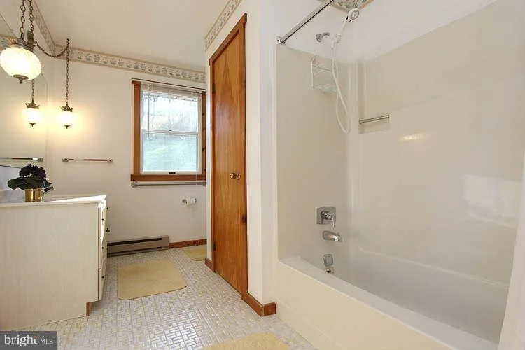 Photo of 6041 OLD BOHN ROAD