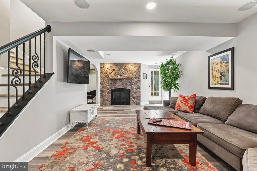 Photo of 2911 MCGONAGALL COURT