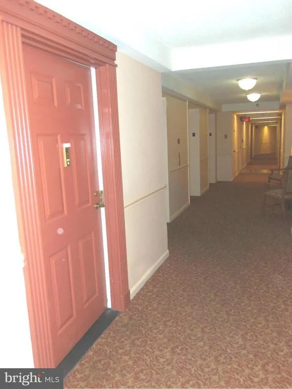 Photo of Unit 3914 at 15115 INTERLACHEN DRIVE
