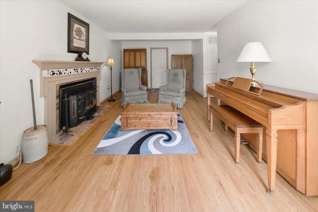 Photo of 15702 APPLETON COURT