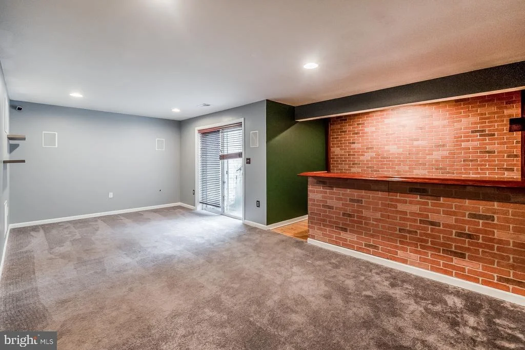 Photo of 160 ADEN DRIVE