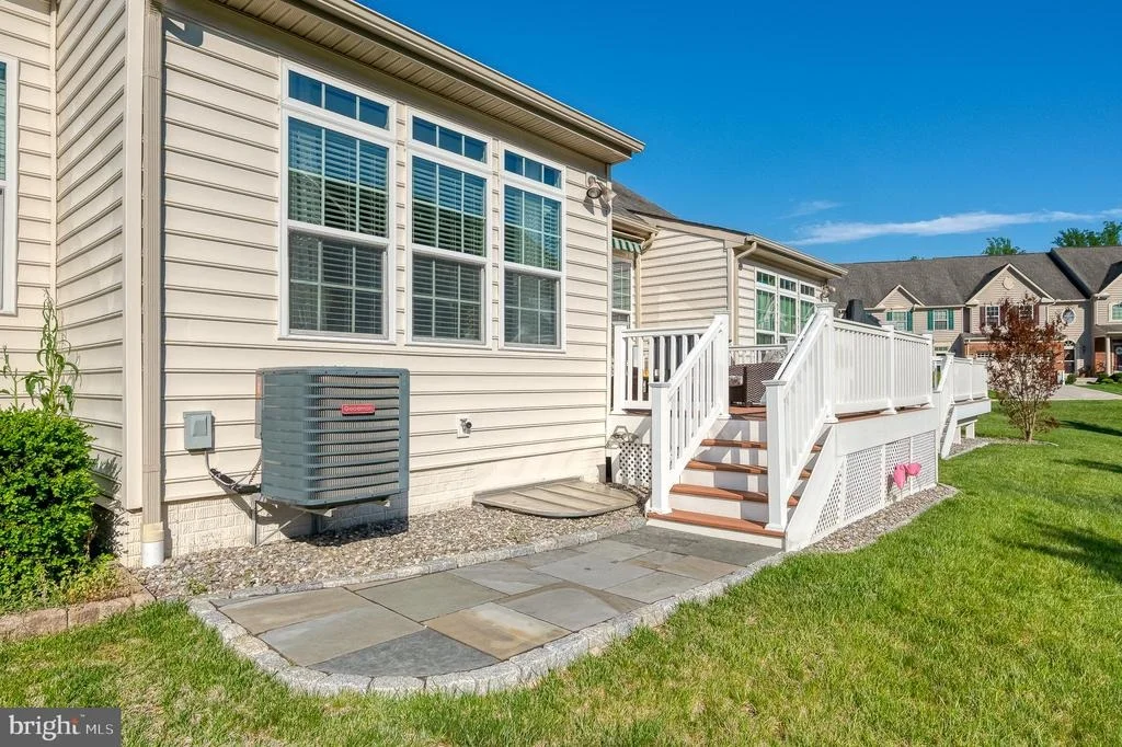 Photo of 355 TUFTON CIRCLE