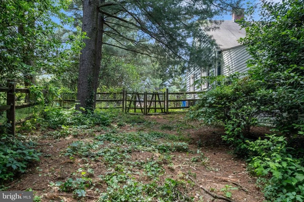 Photo of 5521 WATERLOO ROAD