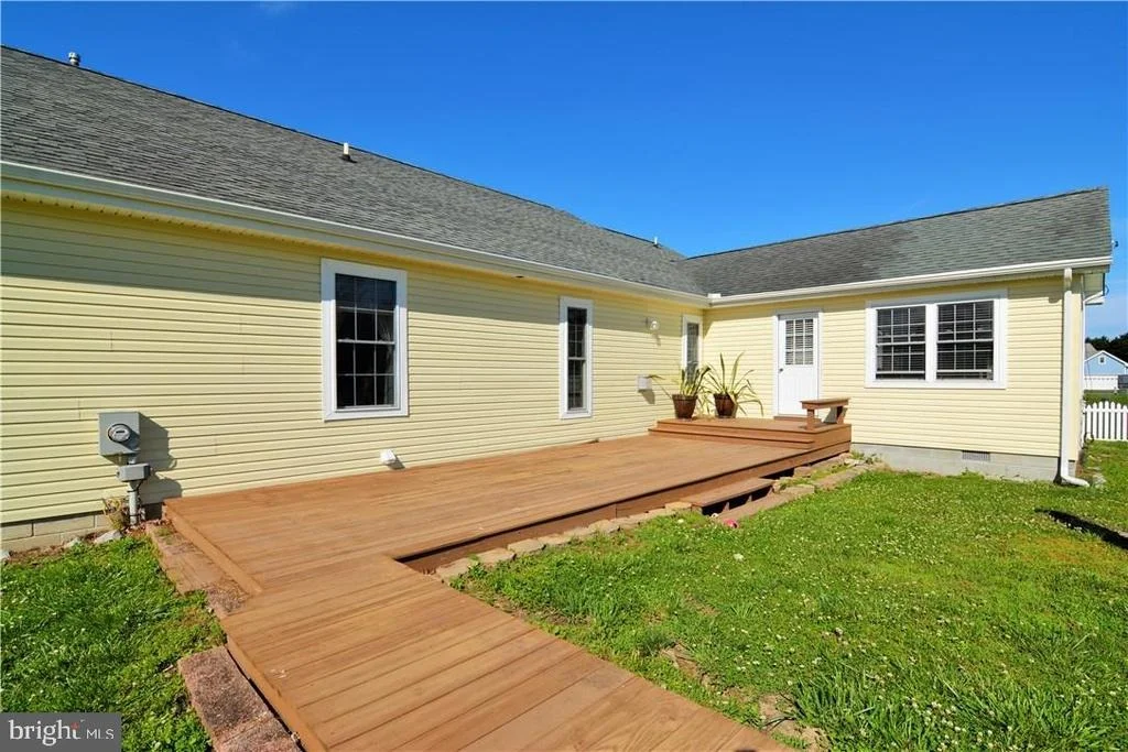 Photo of 502 MAPLE COURT