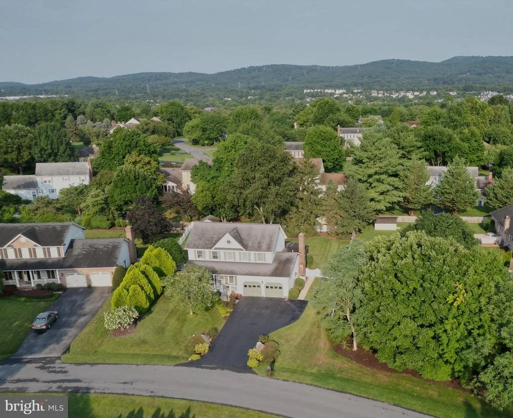 Photo of 6759 MEADOWSIDE DRIVE