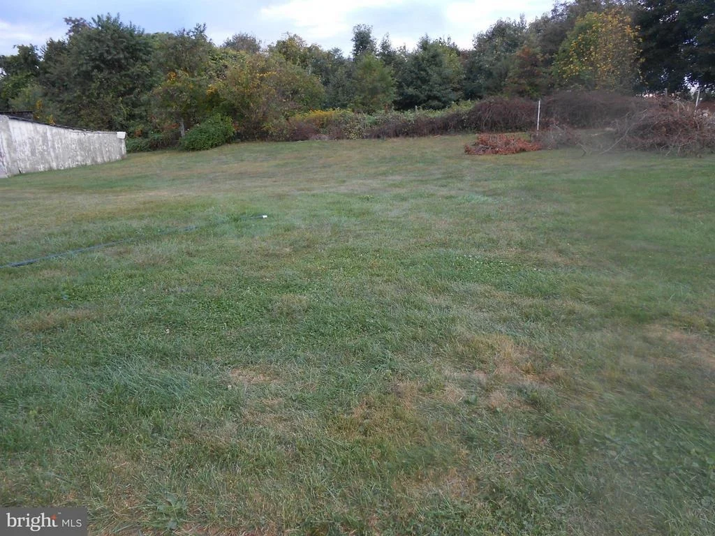 Photo of 6212 APPLETOWN ROAD
