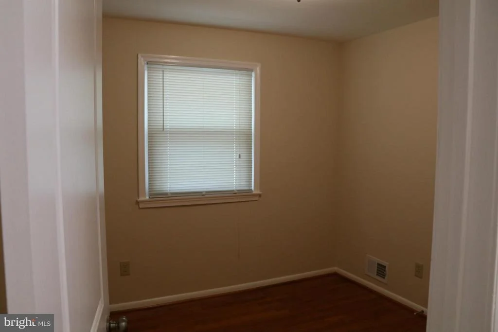 Photo of 7406 WALKER MILL ROAD