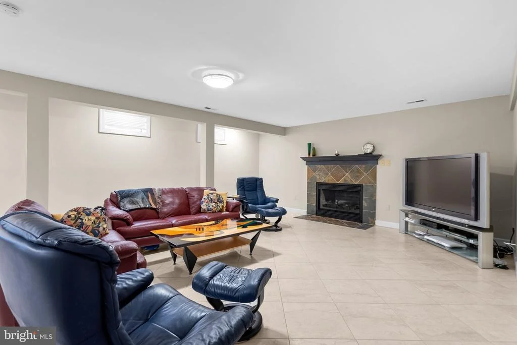 Photo of 4918 DOWNLAND TERRACE