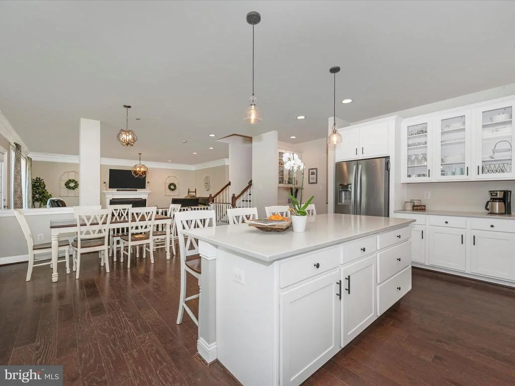 Photo of 6436 DRESDEN PLACE