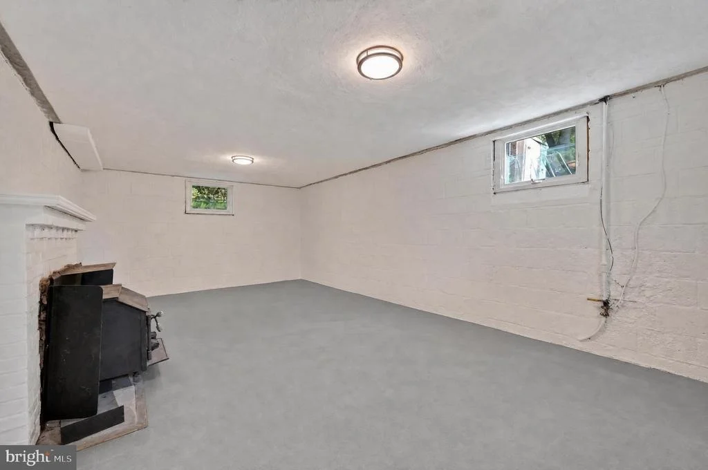 Photo of 9802 FOREST GROVE DRIVE