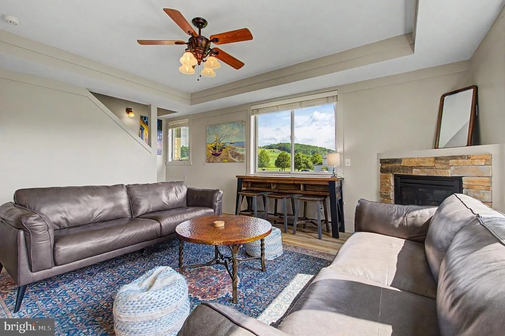 Photo of 342 LAKEFRONT LINKS DRIVE