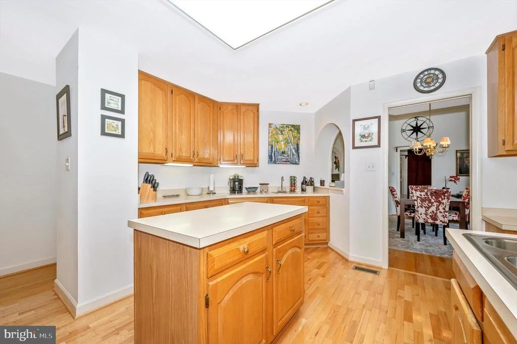 Photo of 841 DUNBROOKE COURT