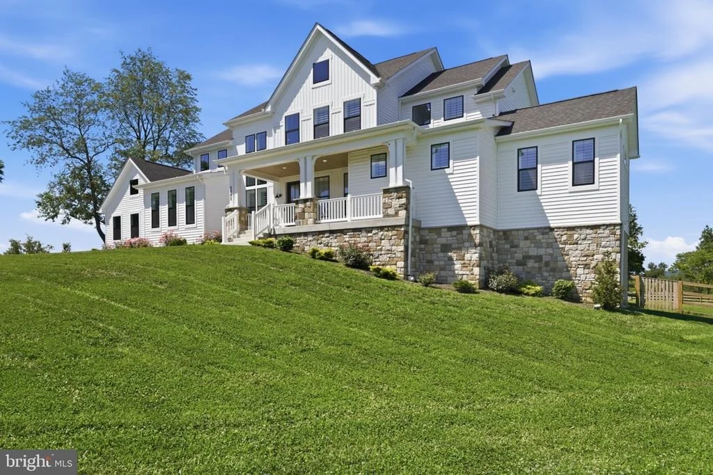 Photo of 2802 BIDLE ROAD