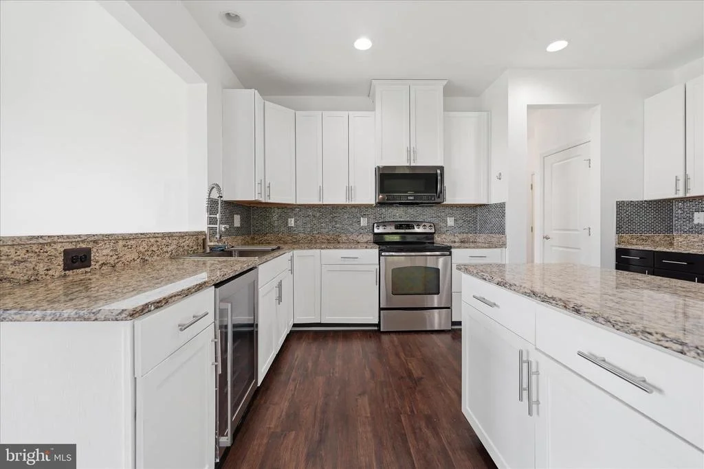 Photo of 21 WHIRLPOOL WAY