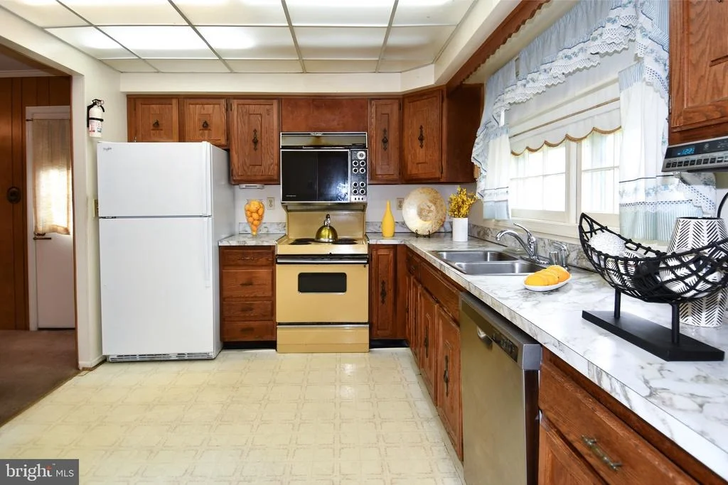 Photo of 1030 KINGS TREE DRIVE