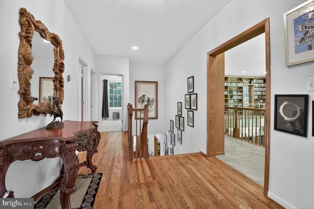 Photo of 1137 SUGARLOAF MOUNTAIN ROAD