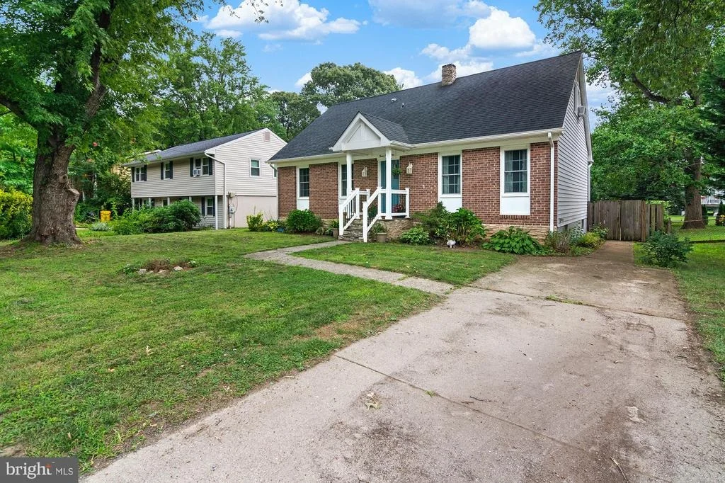 Photo of 1221 PLATEAU PLACE