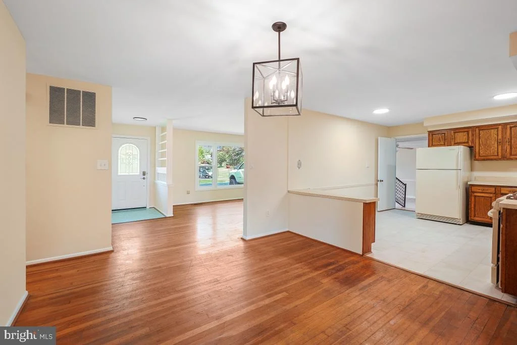 Photo of 18804 WILLOW GROVE ROAD