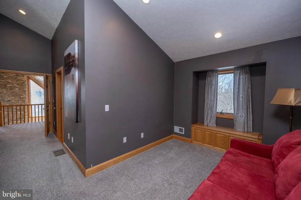 Photo of 723 PINNACLE DRIVE