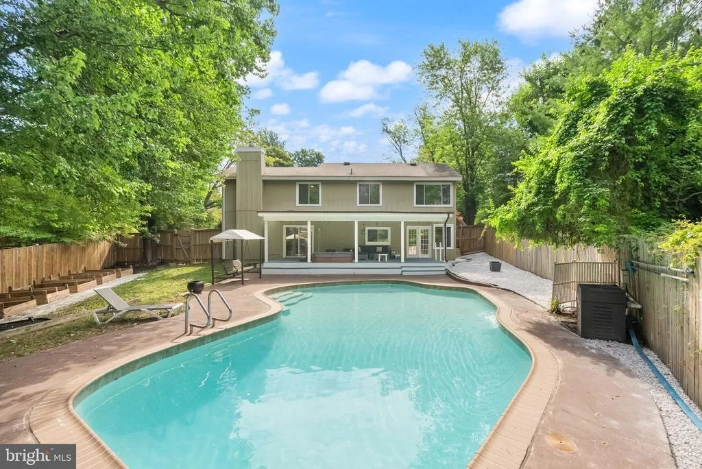 Photo of 7807 MULBERRY BOTTOM LANE